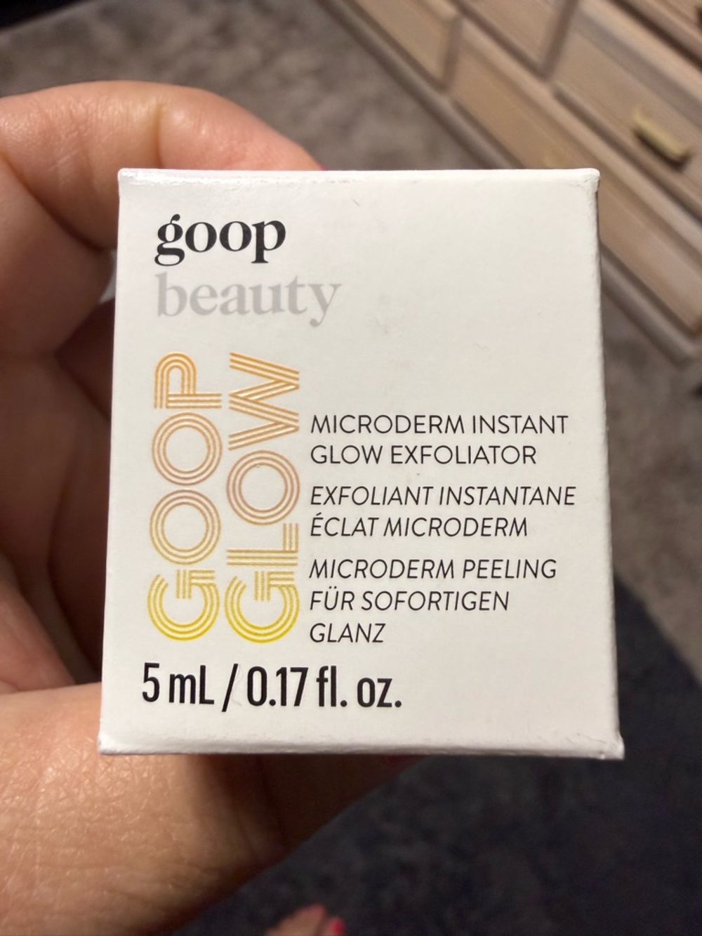 Goop Glow Microderm Instant Glow Exfoliator — Yellow